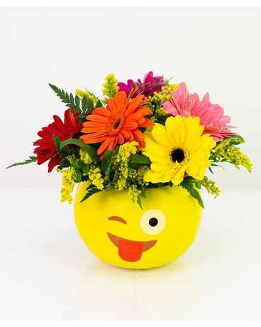 Flirtatious Daisies Flower Arrangement