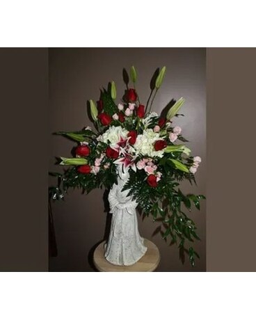 Concrete Angel - Bowl Back Flower Arrangement