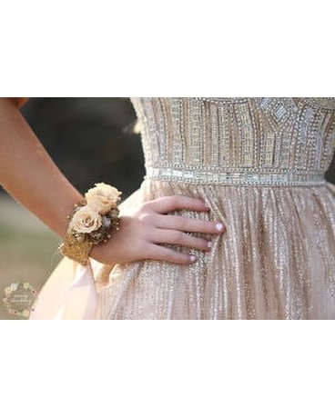 Cream Mini Forever Roses Bangle Flower Arrangement