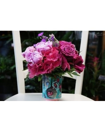 Beautiful Birds Flower Arrangement
