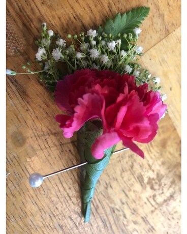Carnation Boutonniere Boutonniere