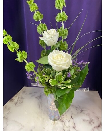MiMi  Travel Cup with Flowers Flower Arrangement