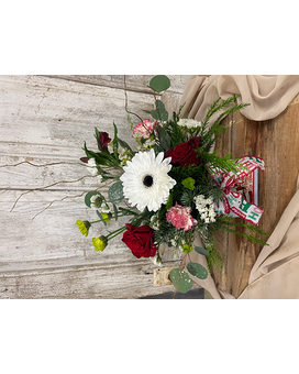 Santa Claus is Comin' to Town Flower Arrangement