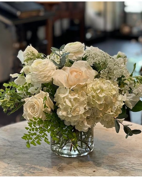 Tommy Floral Rose Vase Tommy Floral Rose Vase