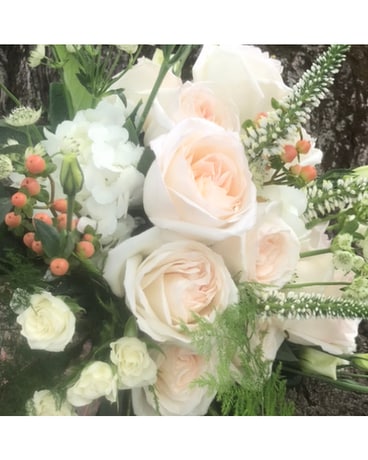 Soft & Sweet Flower Arrangement