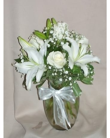 Sympathy Arrangement - Vase 1 White Flower Arrangement