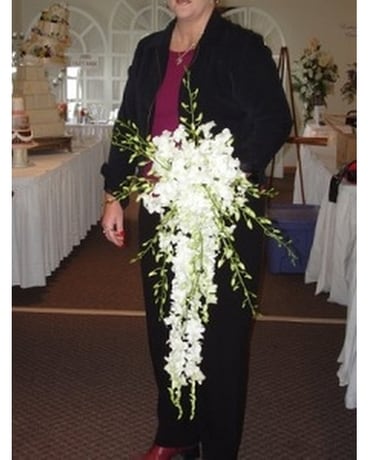 Bride Bouquet - 5 Flower Arrangement