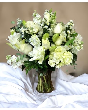 LL8 Flower Arrangement