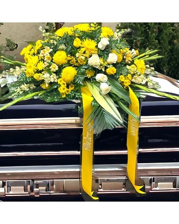 MM16 Funeral Casket Spray Flowers