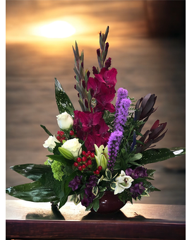 Exotic design Flower Arrangement