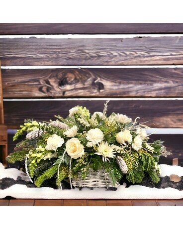 White Wonderland Flower Arrangement
