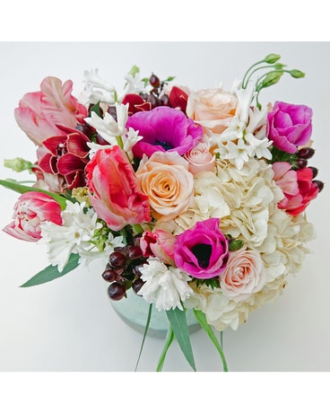 Venus Flower Arrangement