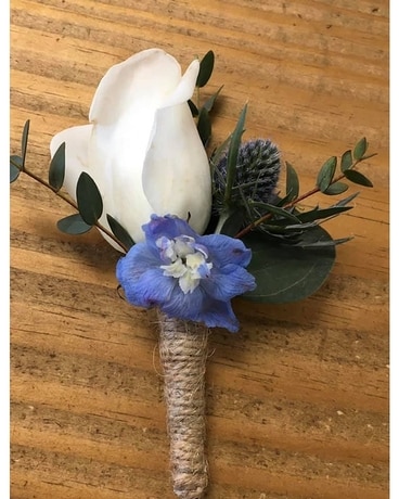 FLOWERS FOR THE WEDDING PARTY Wedding Arrangement