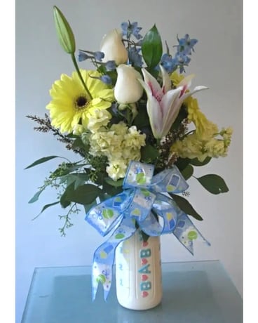 Baby Boy Bottle 2 – 71502 Flower Arrangement