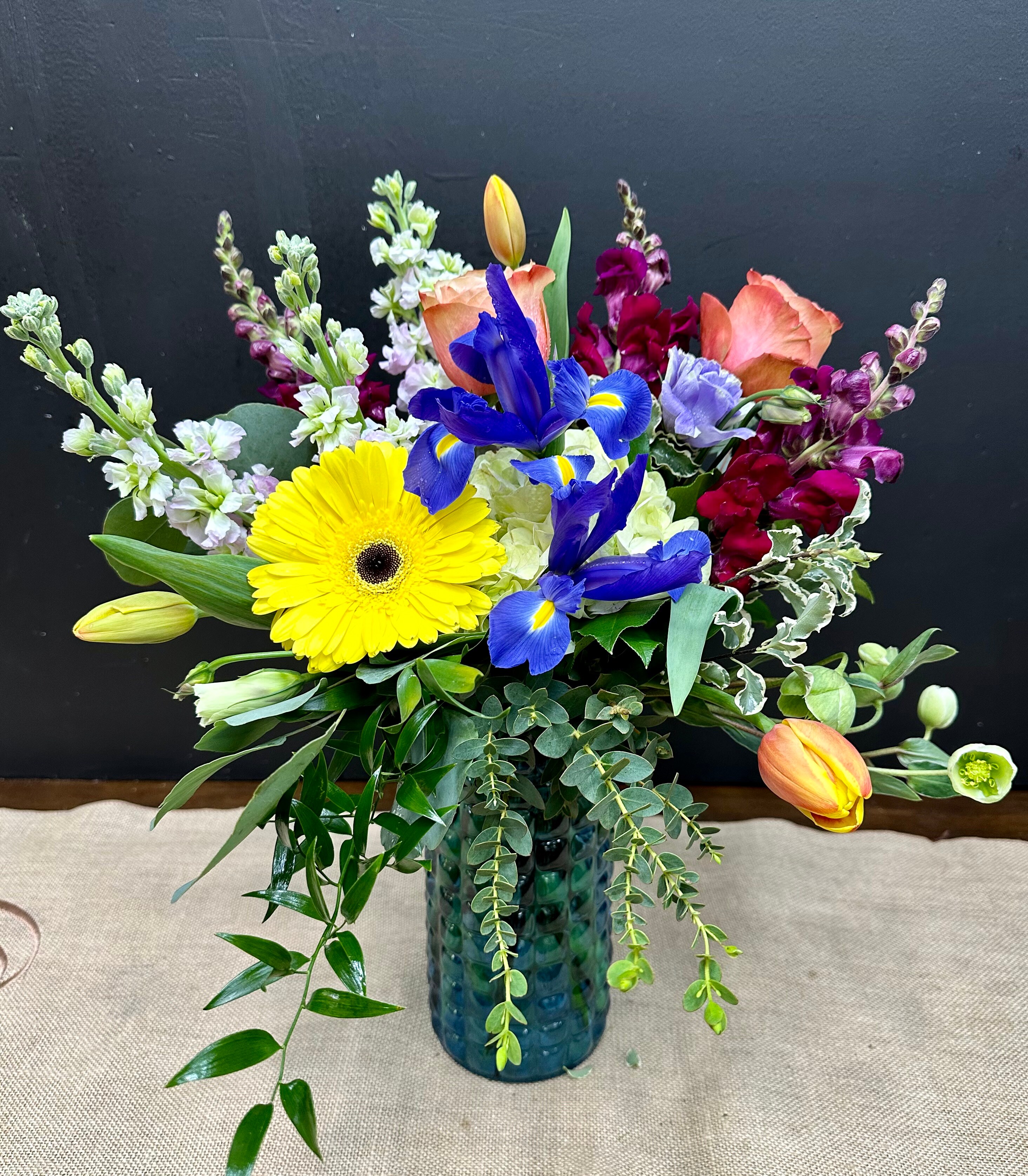Mom’s Affection – MDX06 Flower Arrangement