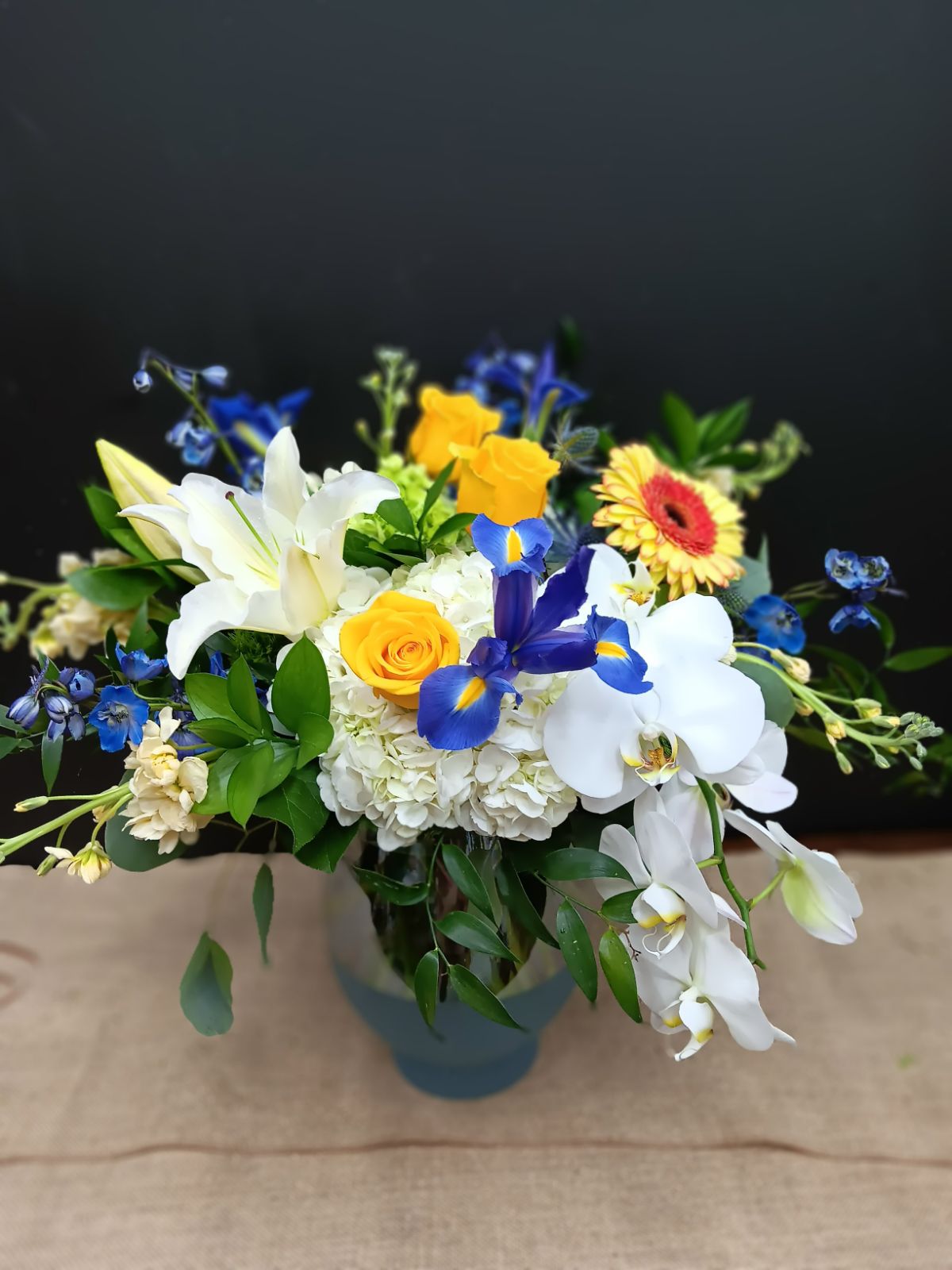 Blue Suede Memphis 115679 in Memphis TN Holliday Flowers, Inc.