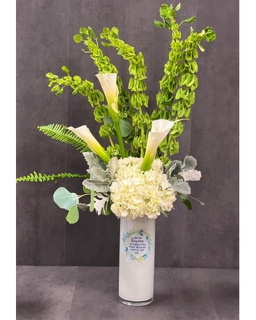 Heaven's Beauty Flower Arrangement