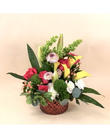 McShan Splash of Spring Flower Arrangement