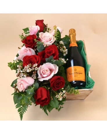 McShan Champagne and Roses Flower Arrangement