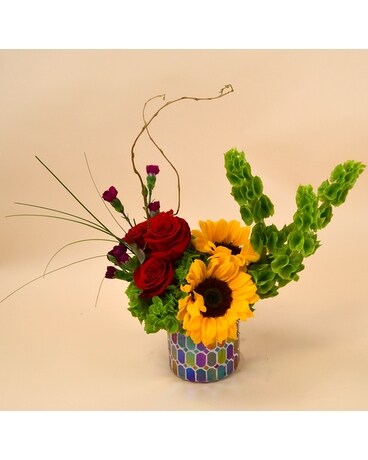 McShan Simple Smiles Bouquet Flower Arrangement