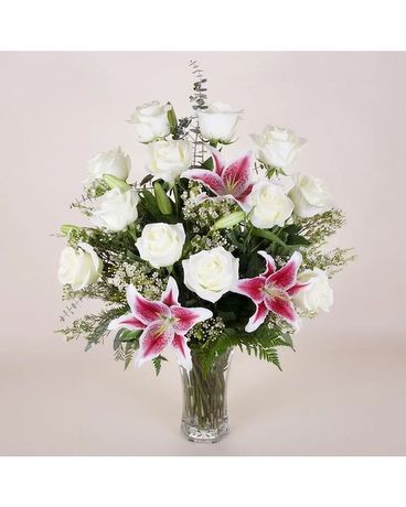 McShan White Roses And Lilies Flower Arrangement
