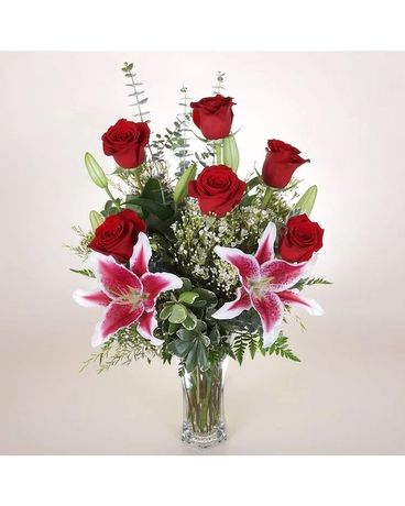 McShan Half Dozen Red Roses And Lilies Flower Arrangement