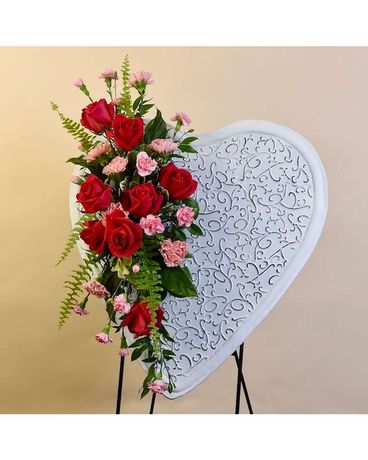 McShan Faithful Heart Easel Spray With Pink Flower Arrangement