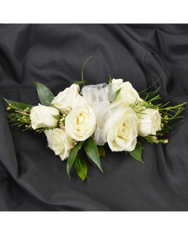 フラワー・リース corsage no.764 McShan Mini White Rose Corsage in Dallas, TX | McShan Florist