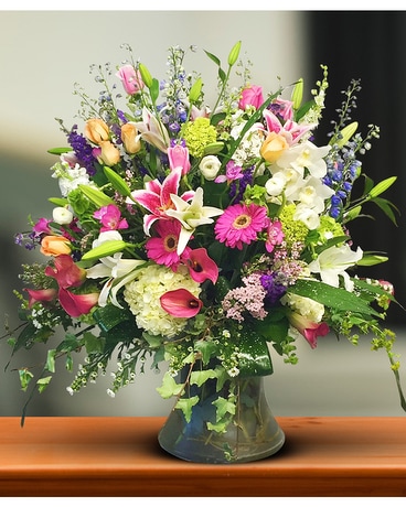 Granbury Flowers & Gifts - The Whole Garden Bqt Flower Arrangement