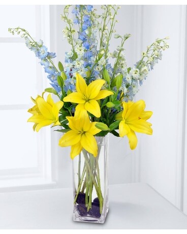 Granbury Flowers & Gifts - Summer Days Flower Arrangement