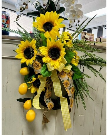 Payne's Florist & Gifts - Sunny Texas Wreath Wreath