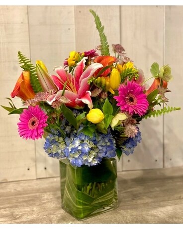 Payne's Florist & Gifts - Cheerful Meadow Flower Arrangement