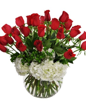 Payne's Florist & Gifts - Luxe Roses Flower Arrangement