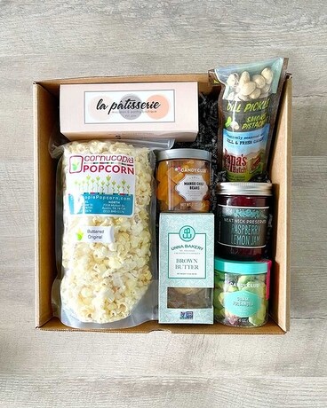 Balcones Gift Set Flower Arrangement