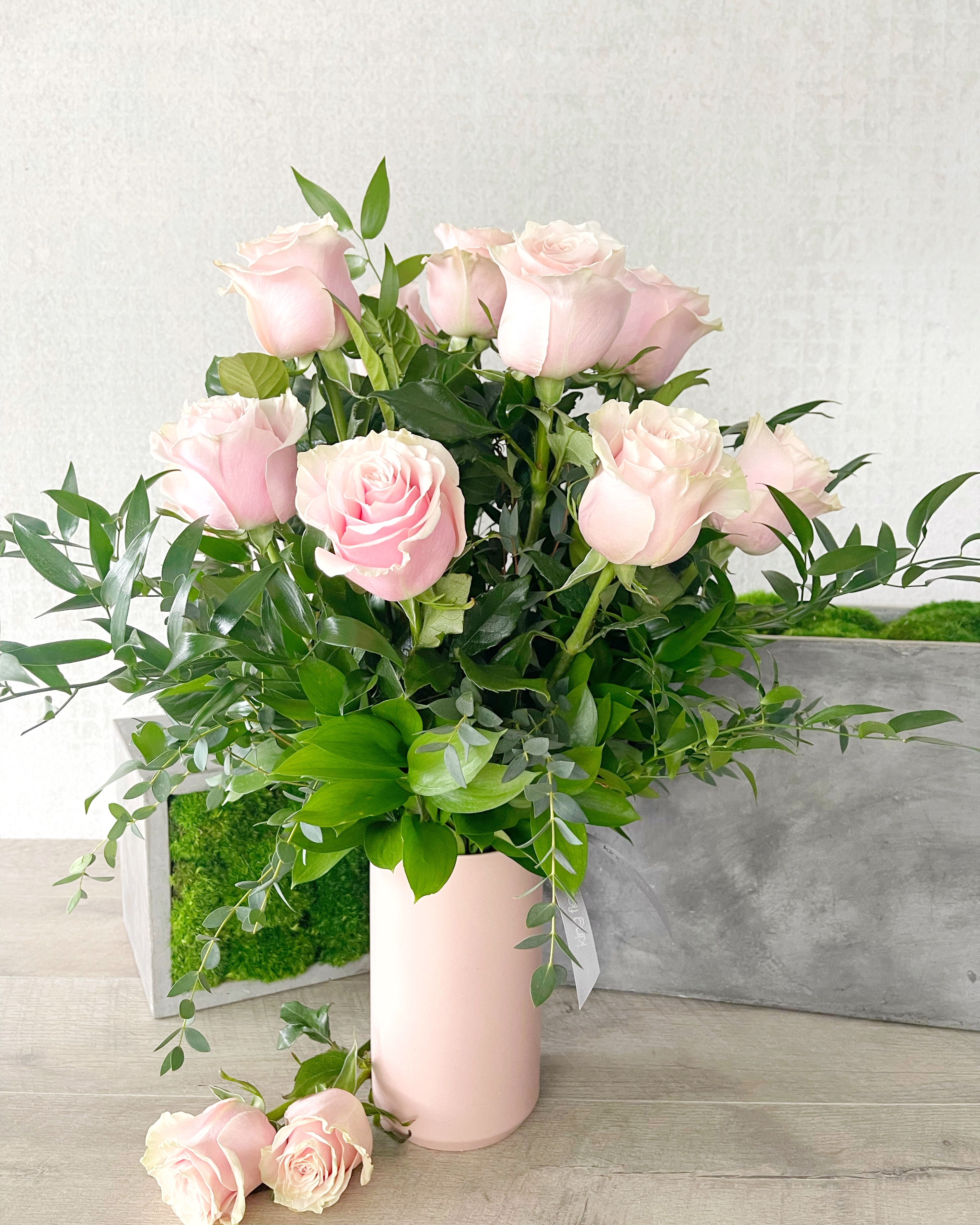 One Dozen Pink Roses Flower Arrangement