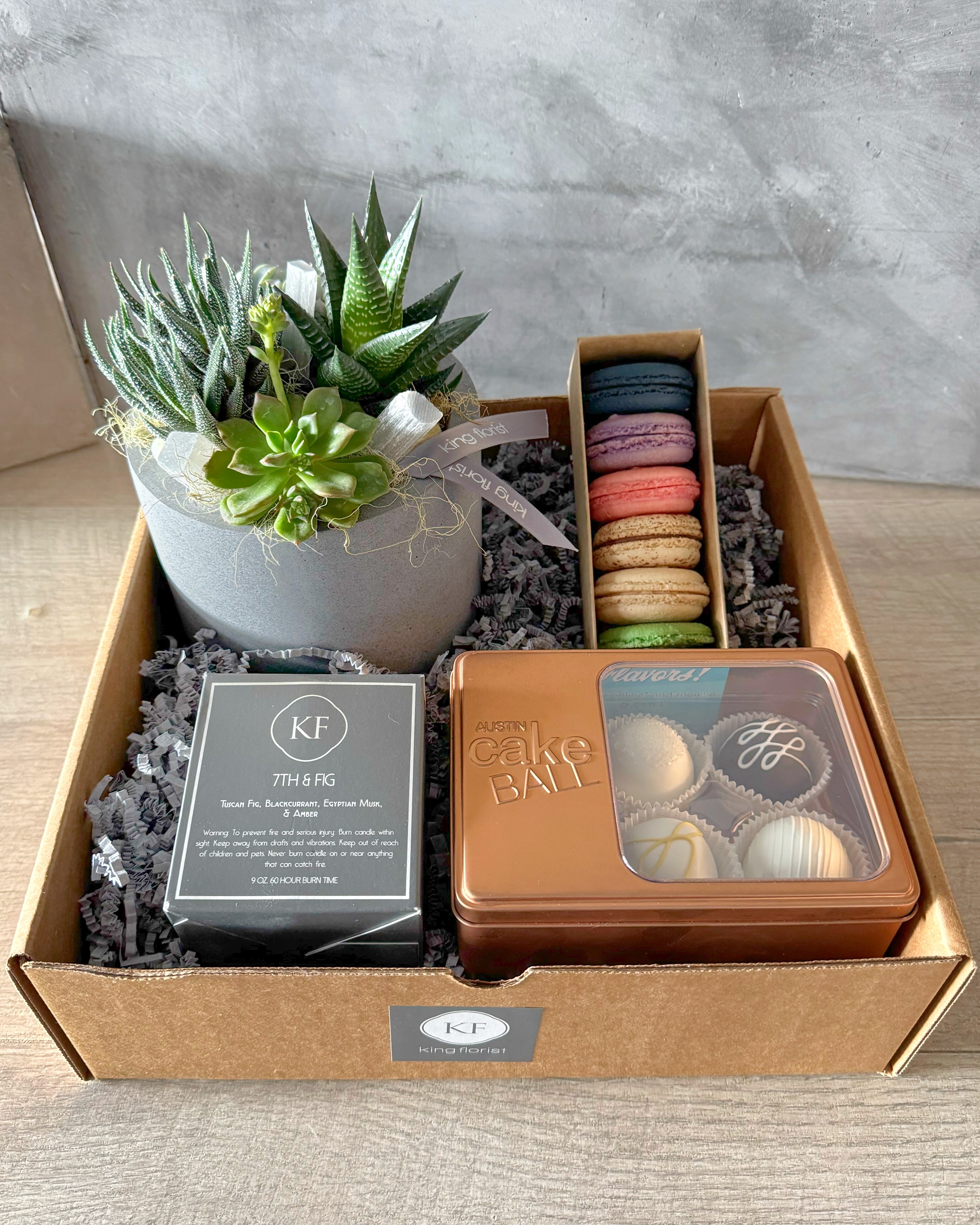 Deluxe Succulent Gift Set Flower Arrangement