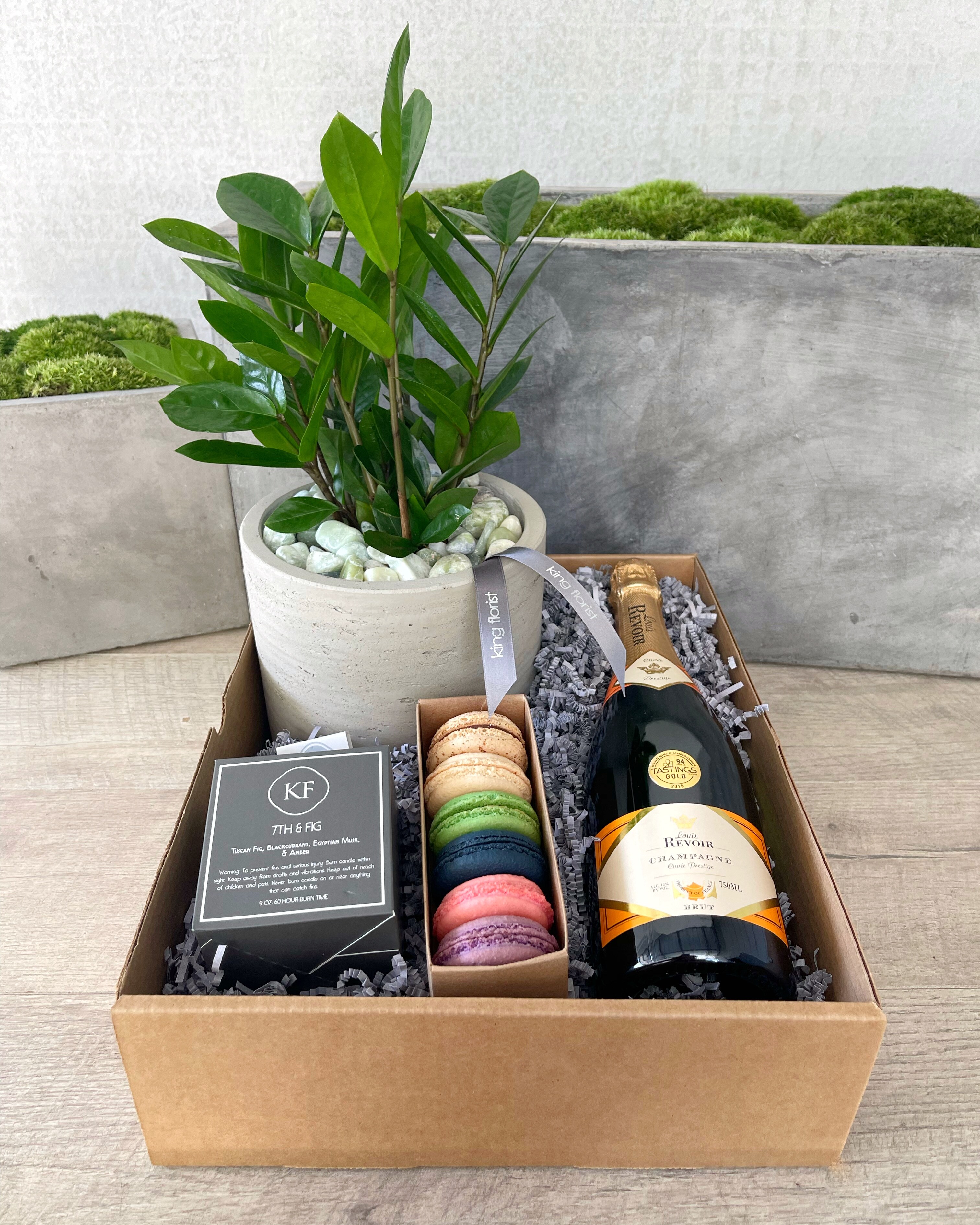 Welcome Home Gift Set Flower Arrangement