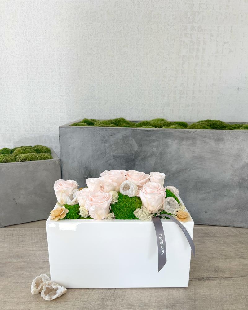 Modest Preserved Moss and Rose Garden Flower Arrangement