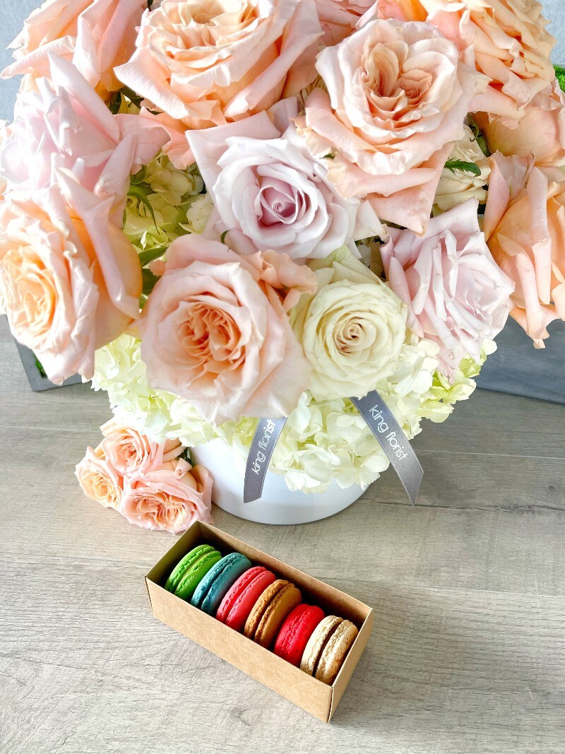 36 Premium Roses in Austin TX King Florist Of Austin