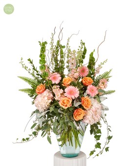 Soft Serenity [6FEM7] Flower Arrangement