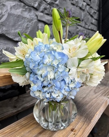 Blue & White Bouquet Flower Arrangement