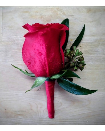 Red Rose Boutonniere Boutonniere