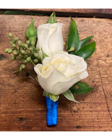 Royal Boutonniere Boutonniere