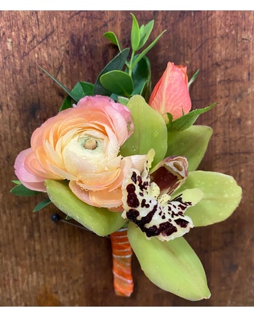 The Sunrise Boutonniere Boutonniere