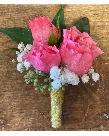 Rosy Cloud Boutonniere Boutonniere