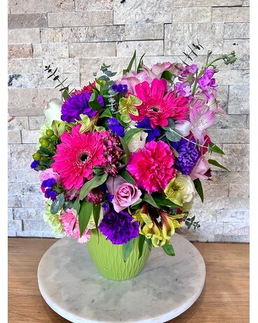 Sally fresh Flower Arrangement