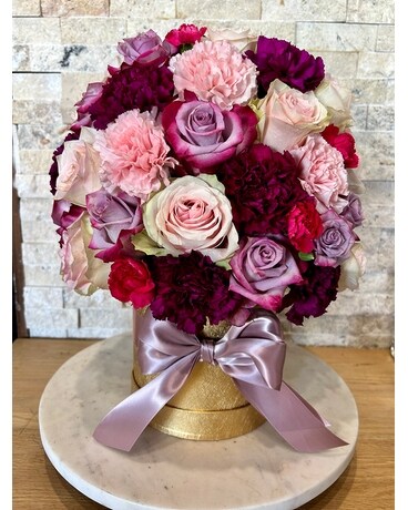 Pink Rosé Flower Arrangement