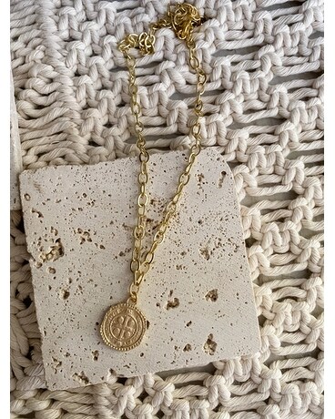 Six Pence Necklace Flower Arrangement