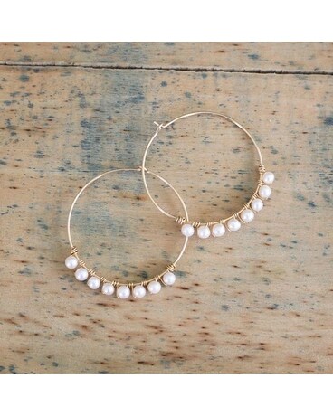 Round Pearl Hoops Flower Arrangement
