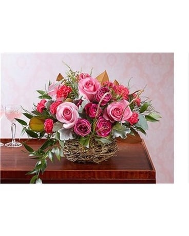 Elegant beauty Flower Arrangement